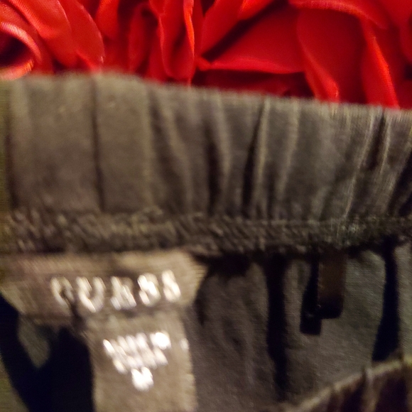 Guess NWT Girls Size Medium Jet Black with Frost Grey Detail Leggings - Picture 3 of 4